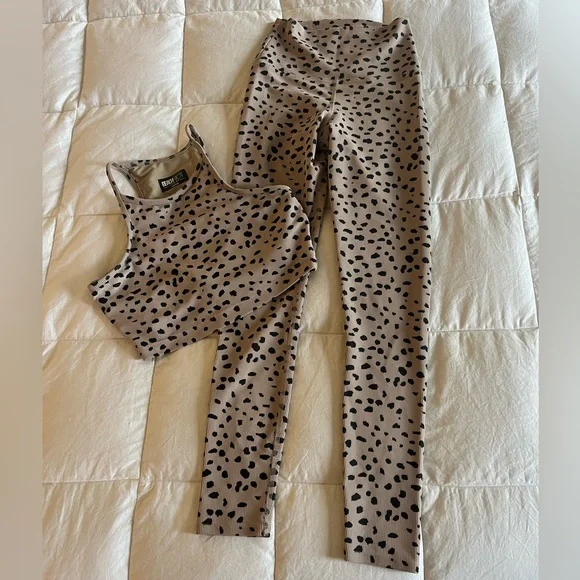 Beach Riot Taupe Spot Animal Print Ribbed Ayla Leggings - Picture 9 of 10